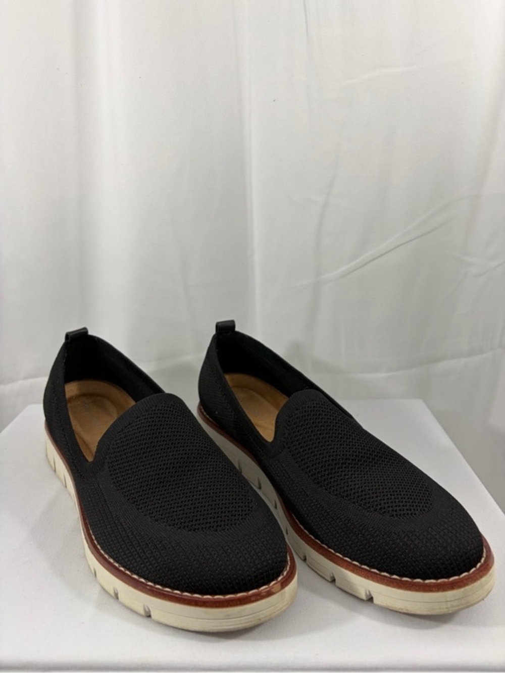 NWT Easy Spirit Women’s Size 8 Black Knit Slip-On Casual Shoes